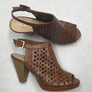CL by Laundry Women's Brown Heeled Sandals